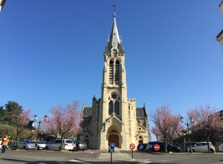 Façade de l’église Saint-Lubin